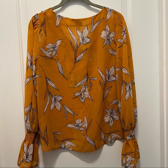 Target Patterned Blouse - Picture 3 of 3